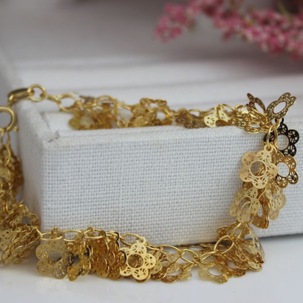 Multi Daisy Bracelet